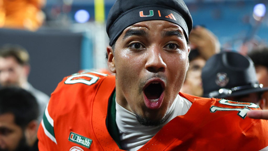 No. 3 Miami downs Florida State 43-35 in double-overtime thriller — CBS Miami, Wesley Chapel Sports news