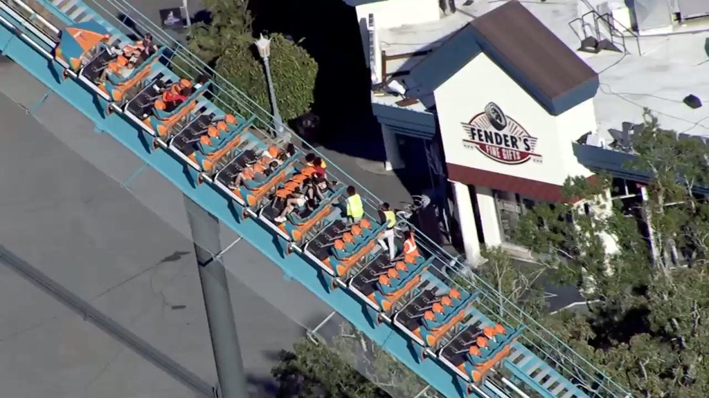 Man dies in fall from Six Flags Over Georgia roller coaster, several injured, police and witnesses say — WCCO / CBS Minnesota, Wesley Chapel Real Estate news