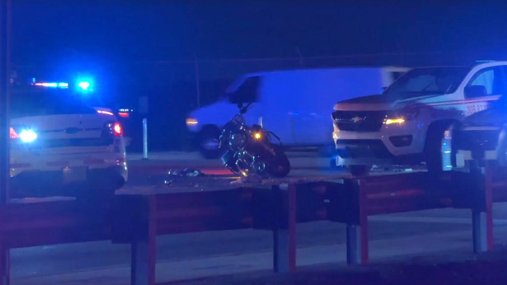 Motorcyclist airlifted to hospital after Miami Lakes crash, MDSO says — CBS Miami, Wesley Chapel Health news