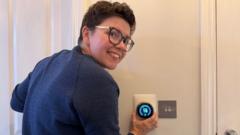 Before you crank up the thermostat, try these tips to keep your house warmer for longer — BBC Business, Wesley Chapel Business news