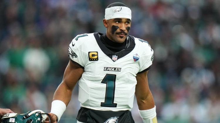 NFL and players' union working together to review the handling of Jalen Hurts' blood clot diagnosis — WTSP Sports Tampa Bay, Wesley Chapel Sports news