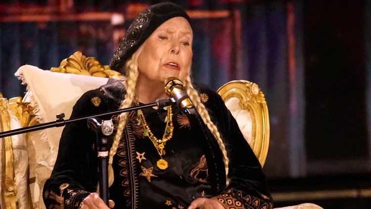 Joni Mitchell becomes American citizen after 62 years in U.S. — WTSP Entertainment Tampa Bay, Wesley Chapel Arts news