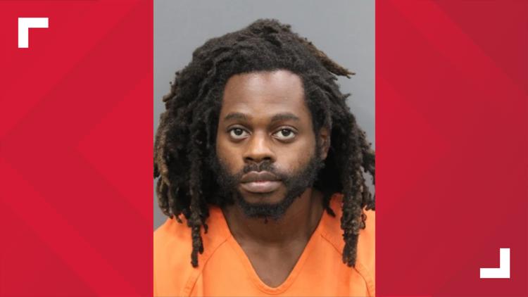Ruskin man arrested after robbery near food pantry: deputies — Wesley Chapel Community news