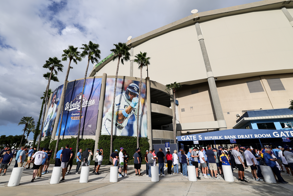 World Series, Game 3 live updates: Tampa Bay Rays vs. Milwaukee Brewers — FOX 13 Sports Tampa Bay