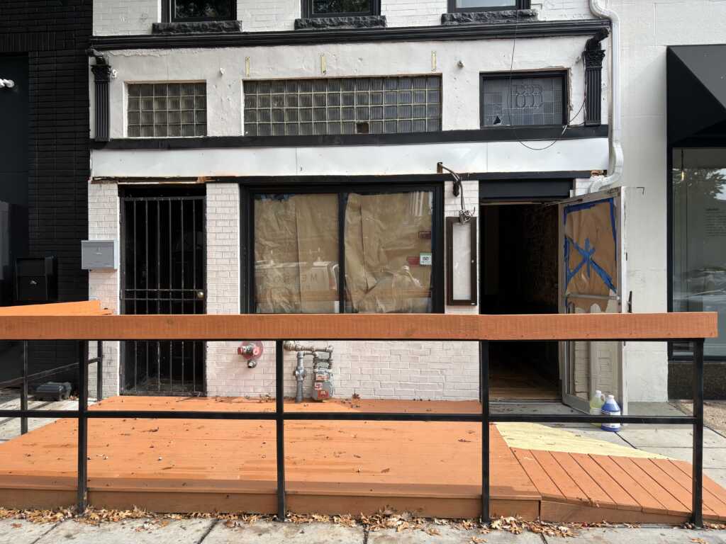 EXCLUSIVE: The Last Straw looking to open in the former Bar Pilar space at the end of the month. Read about their plans and prepare for a properly poured Guinness! — PoPville DC